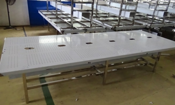 perforated clean room table